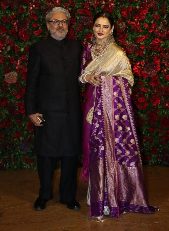 Deepika - Ranveer Mumbai Reception  - 64 / 93 photos