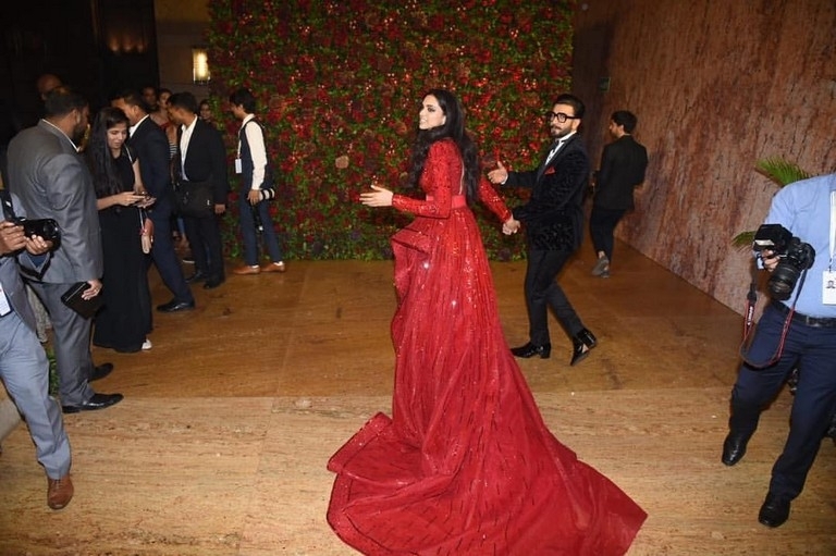 Deepika - Ranveer Mumbai Reception Photos - 31 / 42 photos