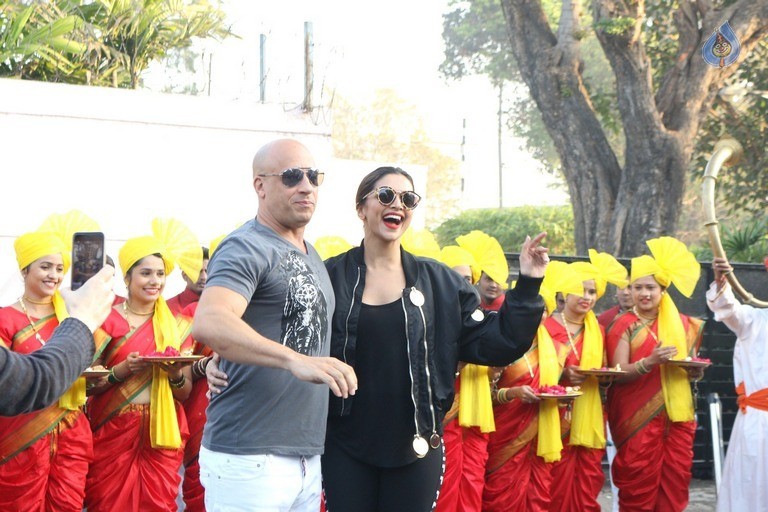 Deepika and Vin Diesel Promotes XXX - Photo 21 of 30