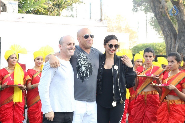 Deepika and Vin Diesel Promotes XXX - Photo 21 of 30