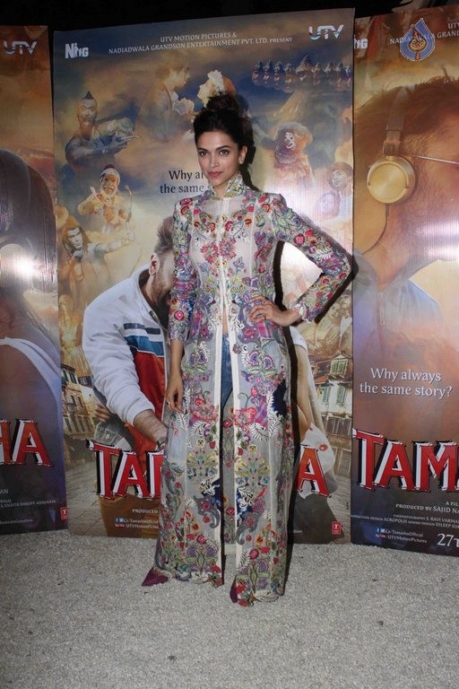 Deepika Padukone at Tamasha Music Celebration  - 12 / 30 photos