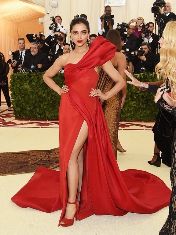 Deepika Padukone At The MET Gala 2018 - 13 / 13 photos