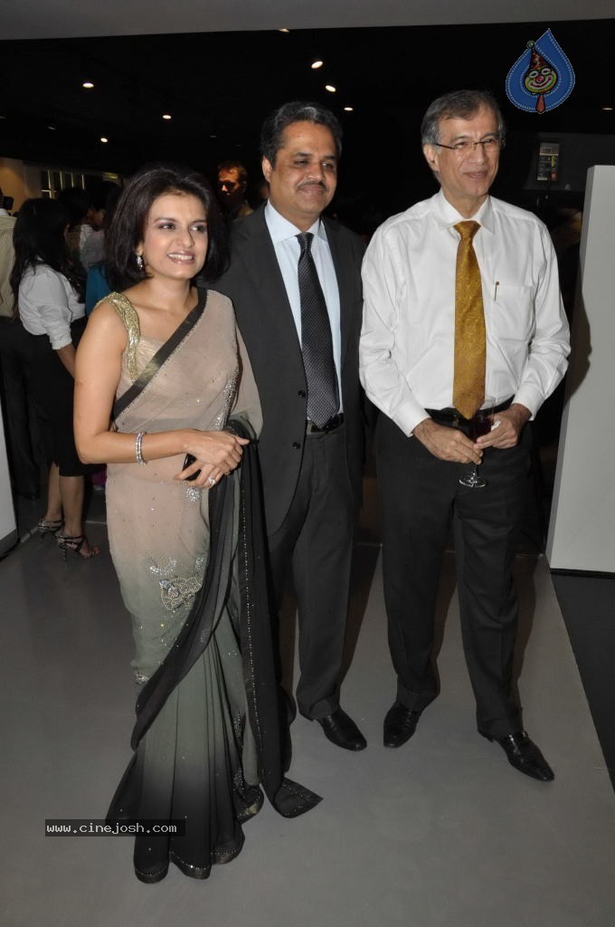 Deepika Padukone Inaugurates Poggenpohl Store - 4 / 45 photos