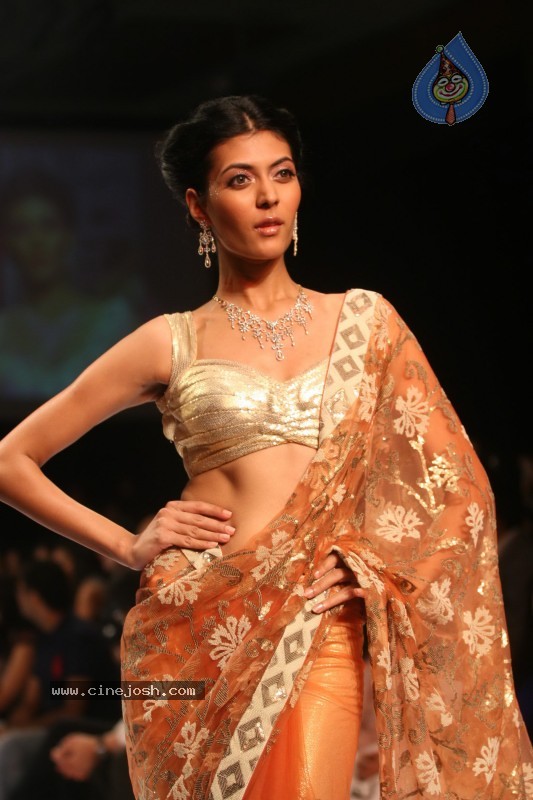 Deepika Padukone Ramp Walk at IIJW 2010 Stills - 54 / 155 photos