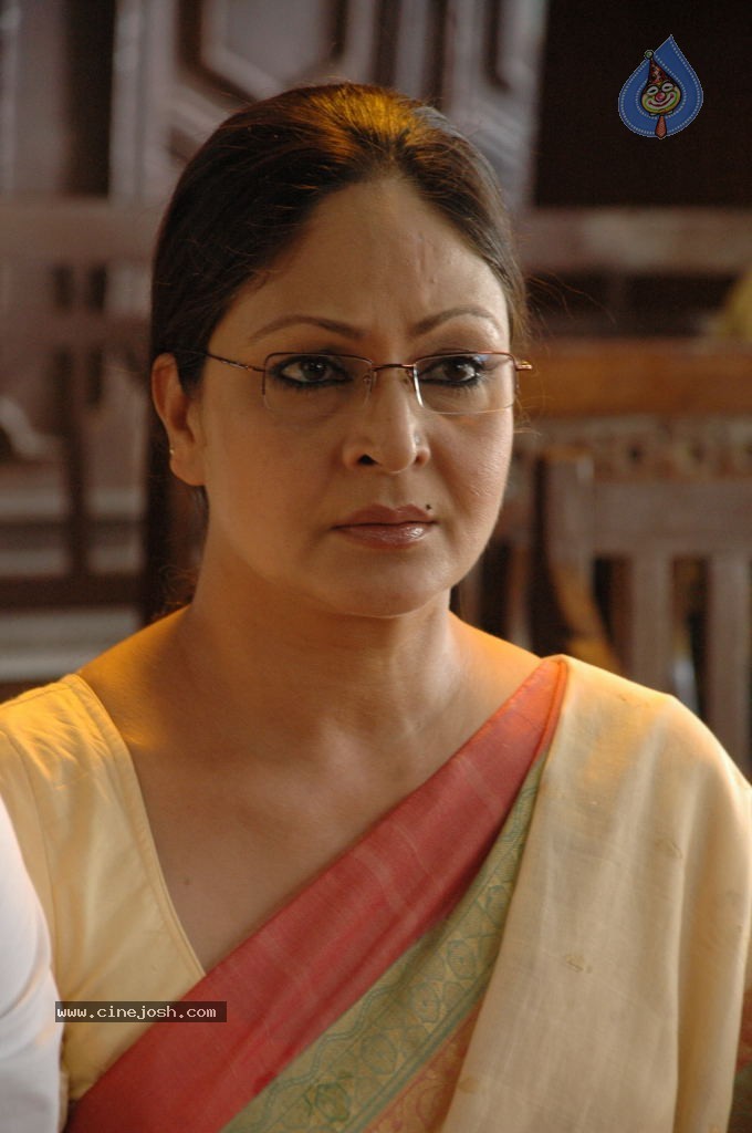 Dehraadun Party Movie Stills - 22 / 36 photos