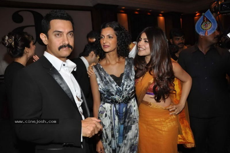Delhi Belly Success Party - 30 / 38 photos