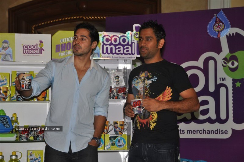Dhoni Launches his Merchandise Cool Maal - 36 / 39 photos