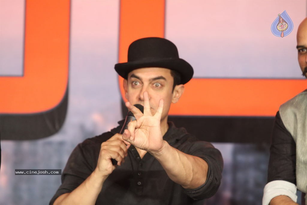 Dhoom 3 Film Press Meet - 3 / 38 photos