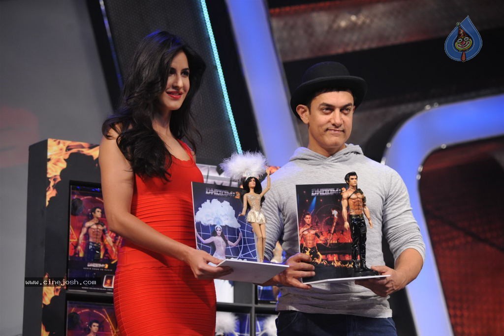 Dhoom 3 Merchandise Launch - 38 / 74 photos