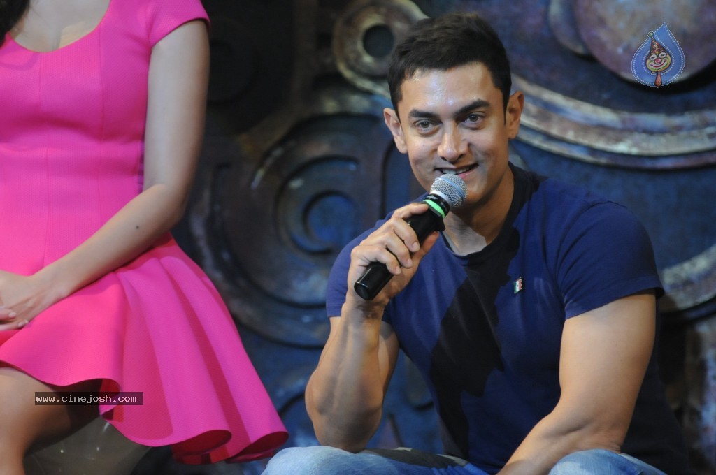Dhoom 3 Song Launch Event - 4 / 47 photos