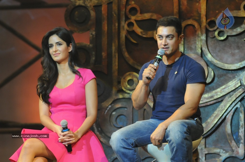 Dhoom 3 Song Launch Event - 9 / 47 photos