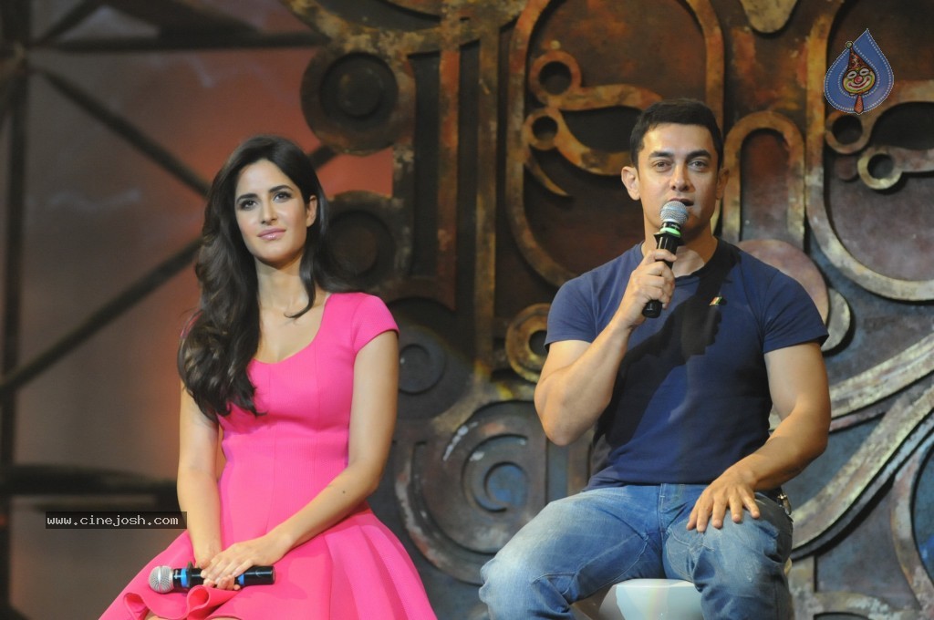 Dhoom 3 Song Launch Event - 10 / 47 photos