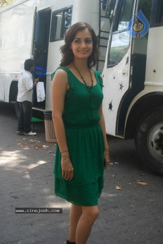 Dia Mirza and Zayed Khan Movie on Location  - 1 / 35 photos