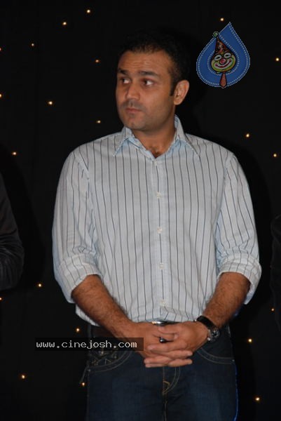 Dia Mirza, Neil & Sehwag launches Lonely Planet Magazine Photos - 16 / 20 photos