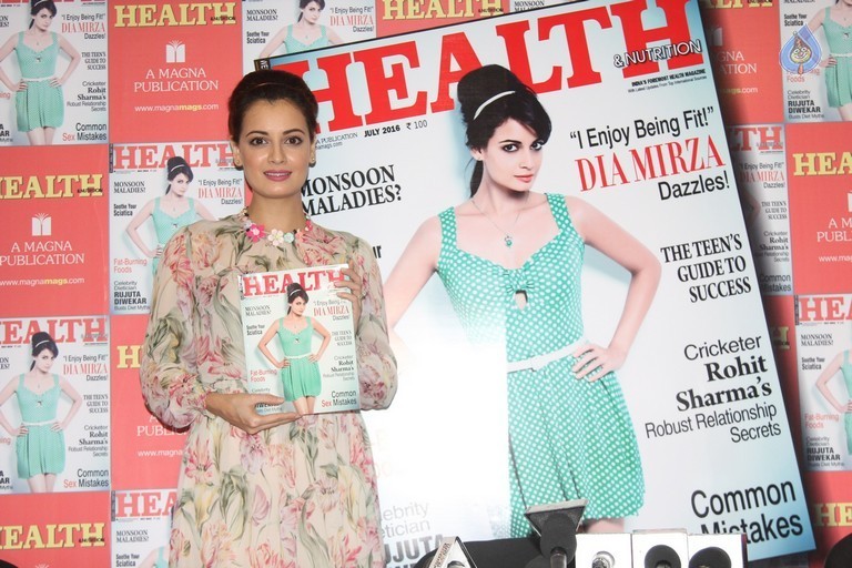 Dia Mirza Unveils Health and Nutrition Magazine Issue - 18 / 34 photos