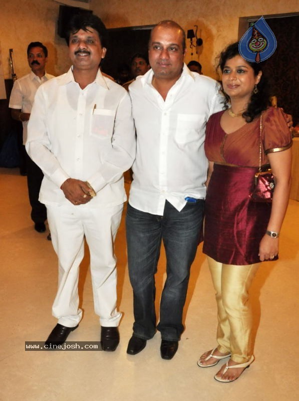Dilip Vengsarkar Felicitate Ajay Devgan - 24 / 41 photos
