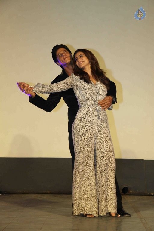 Dilwale Film Gerua Song Launch - 12 / 42 photos
