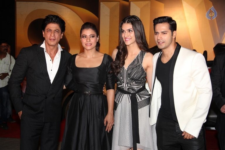 Dilwale Film Trailer Launch - 4 / 84 photos