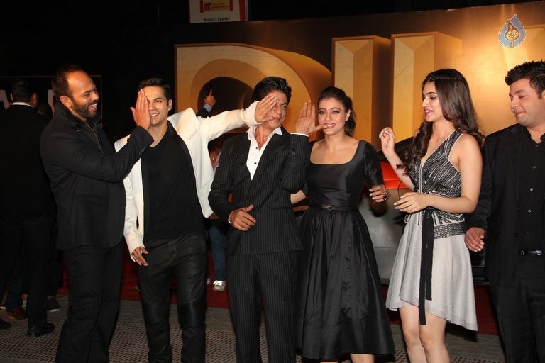 Dilwale Film Trailer Launch - 38 / 84 photos
