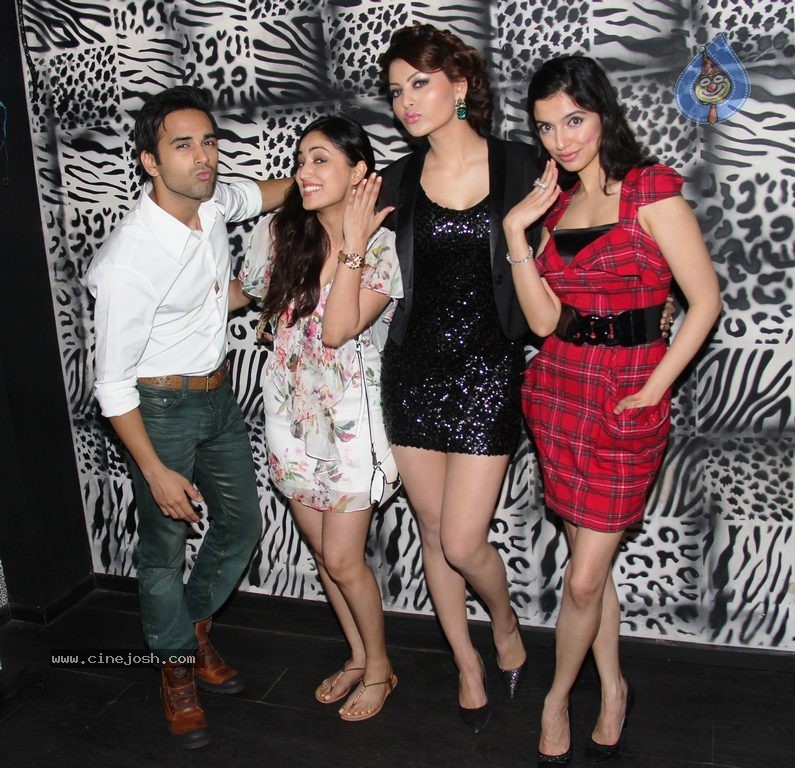 Divya Khosla Kumar Bday Party - 4 / 13 photos