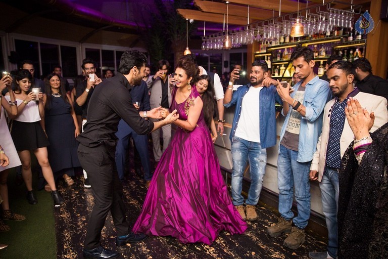 Divyanka and Vivek Wedding Party - 7 / 42 photos