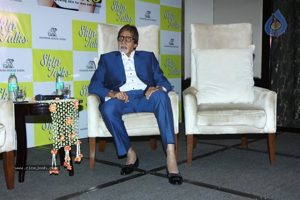 Dr Jaishree Sharad Skin Talks Book Launch - 58 / 62 photos