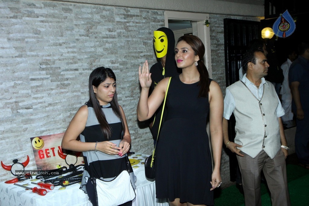 Ek Villain 100 Crore Success Party - 106 / 148 photos