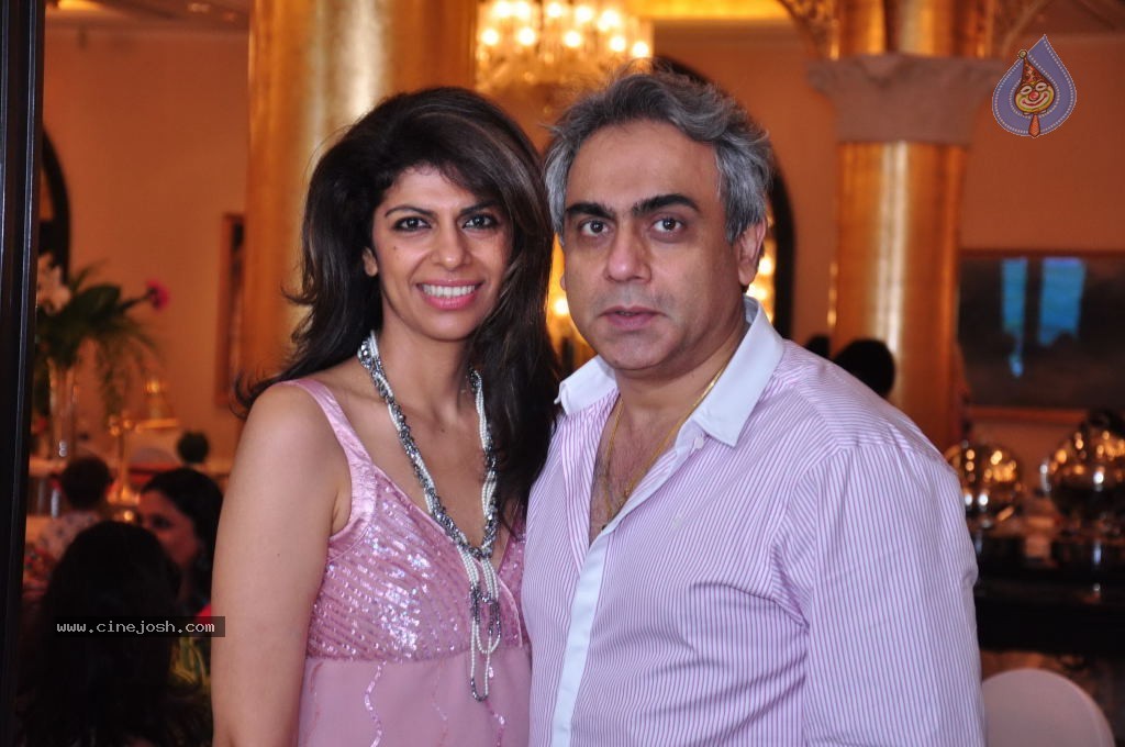 Elle Breast Cancer Carnival Event - 24 / 24 photos