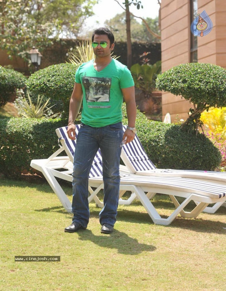 Energy Drink XXX ad Shoot - 14 / 32 photos