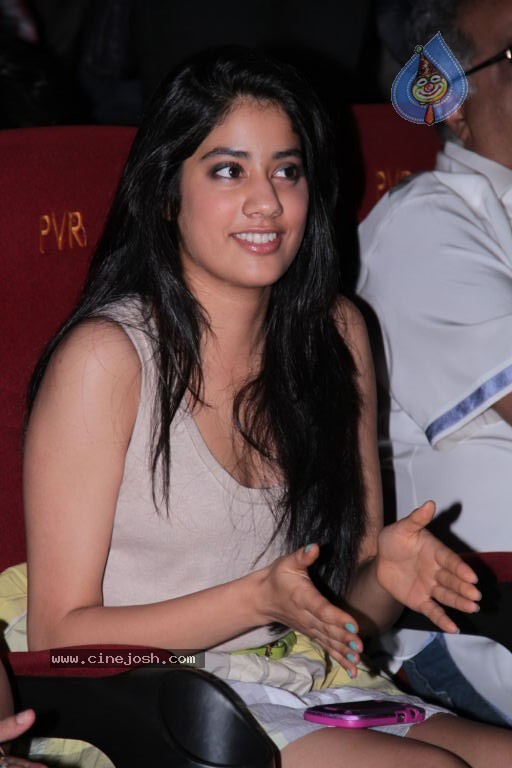 English Vinglish Movie First Look Launch - 46 / 76 photos