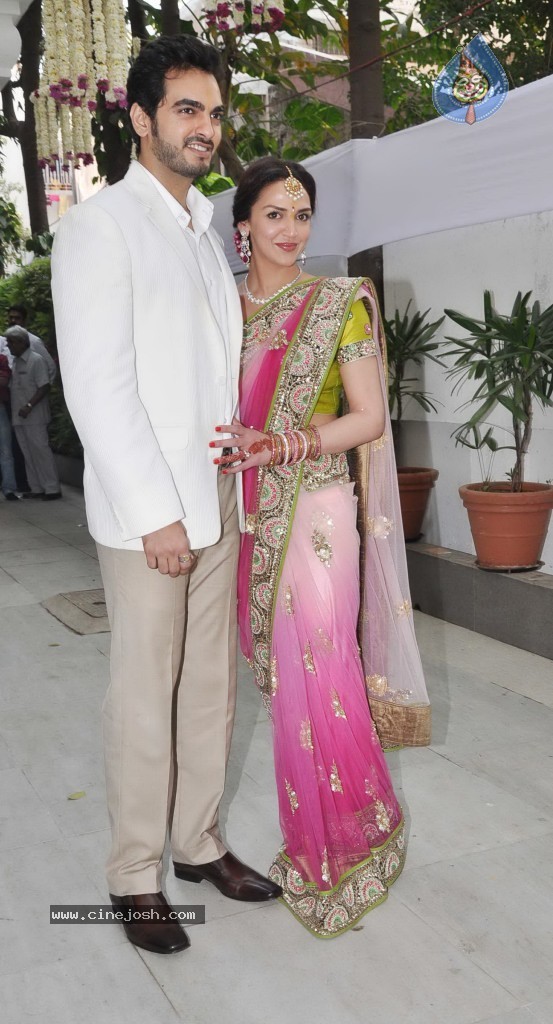 Esha Deol Engagement Photos - 6 / 31 photos