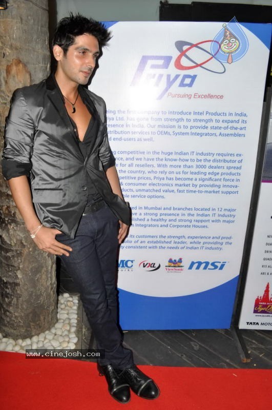 Exhibit Magazine Latest Issue Launch - 27 / 28 photos