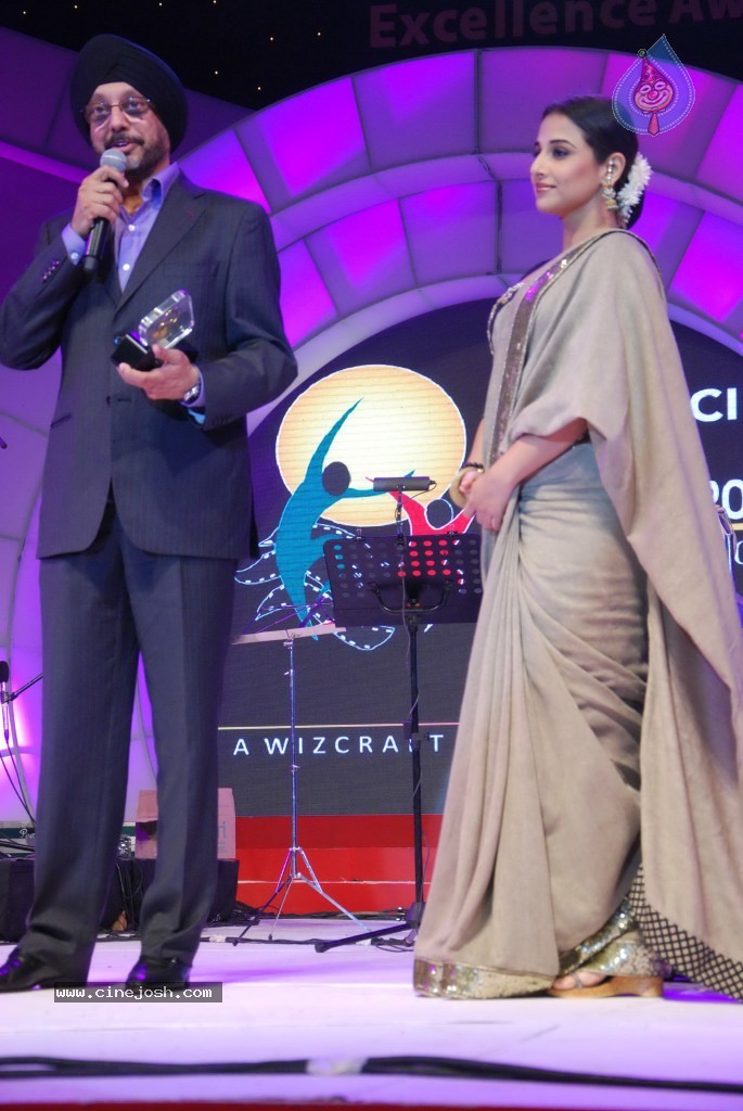 Ficci Frames Excellence Awards 2012 - 44 / 61 photos