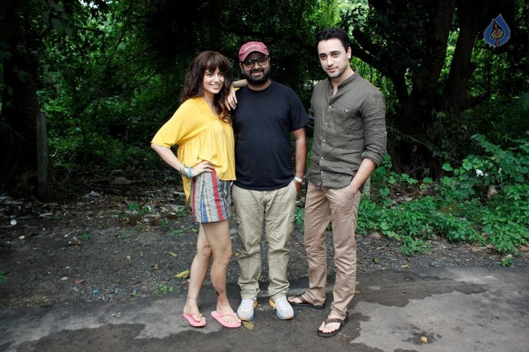 Film Katti Batti Song Shooting Photos - 4 / 33 photos