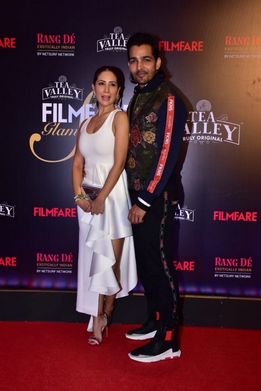 Filmfare Glamour & Style Awards 2019 - 11 / 88 photos