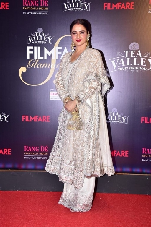 Filmfare Glamour & Style Awards 2019 - 17 / 88 photos