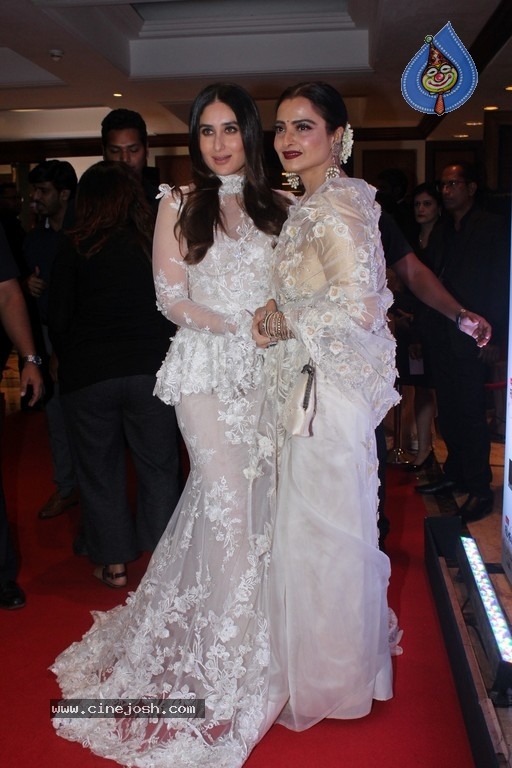 Filmfare Glamour and Style Awards Red Carpet 1 - 16 / 57 photos