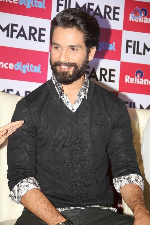 Filmfare Magazine Cover Launch - 10 / 28 photos