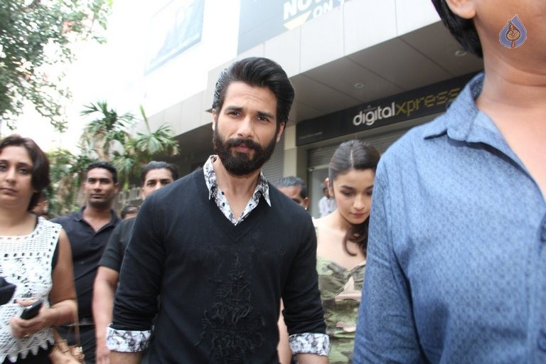 Filmfare Magazine Cover Launch - 22 / 28 photos