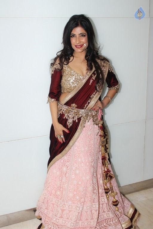 Mrs Bharat Icon 2017 Grand Finale Photos - 2 / 30 photos