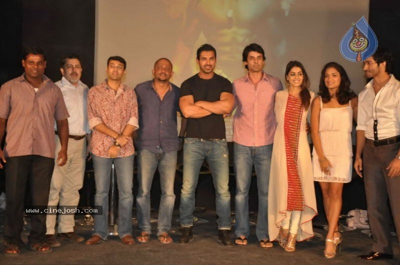 Force Movie Press Conference - 25 / 43 photos