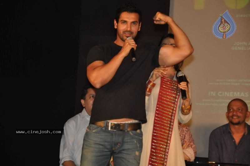 Force Movie Press Conference - 36 / 43 photos
