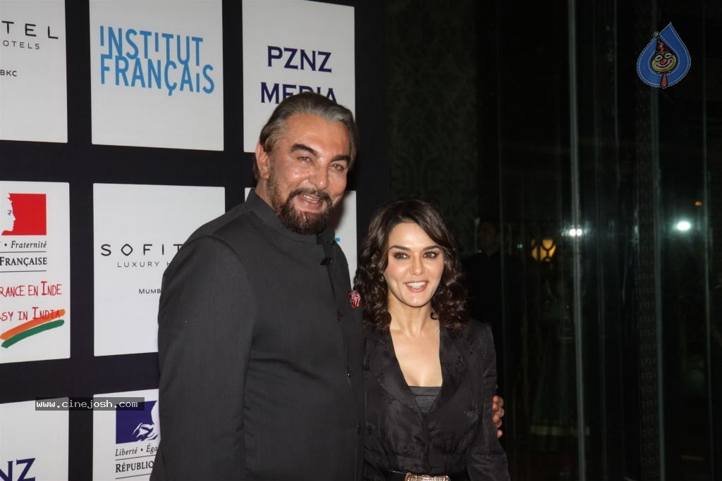 French Embassys Official Soiree Honouring Event - 29 / 46 photos
