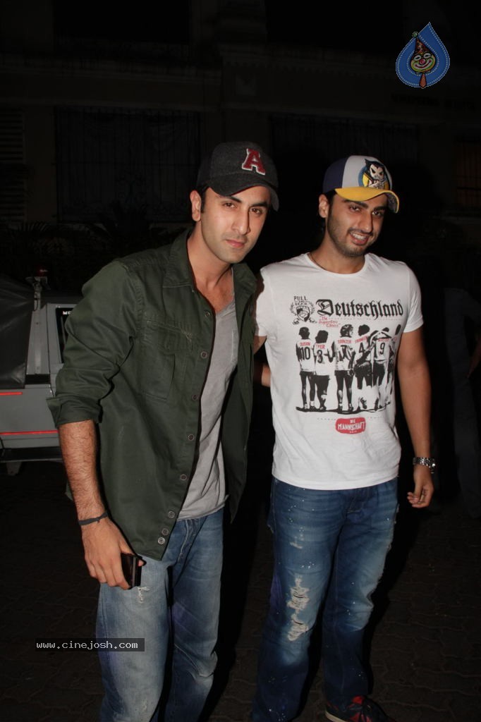 Gangs of Wasseypur Special Show - 28 / 33 photos