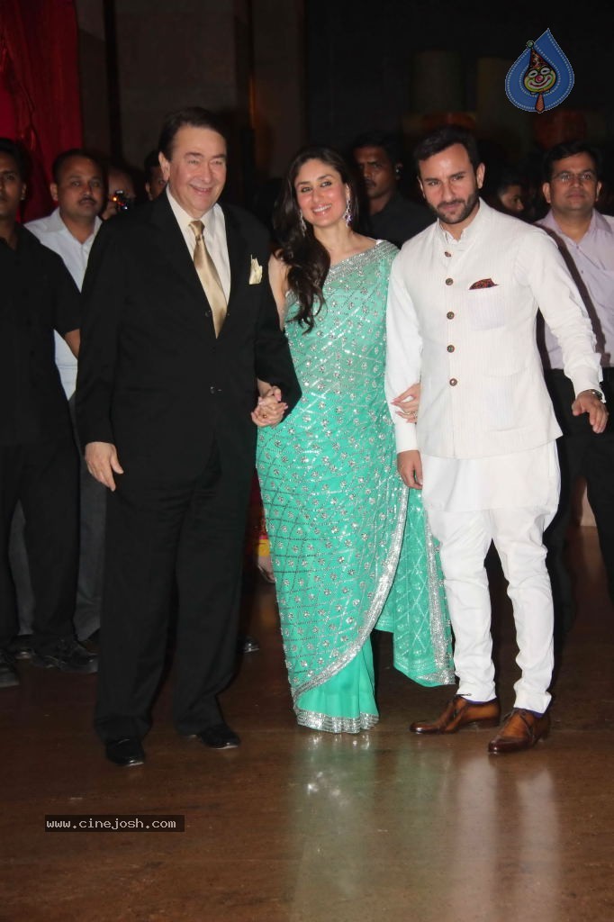 Genelia n Ritesh Reception Photos - 01 - 46 / 148 photos