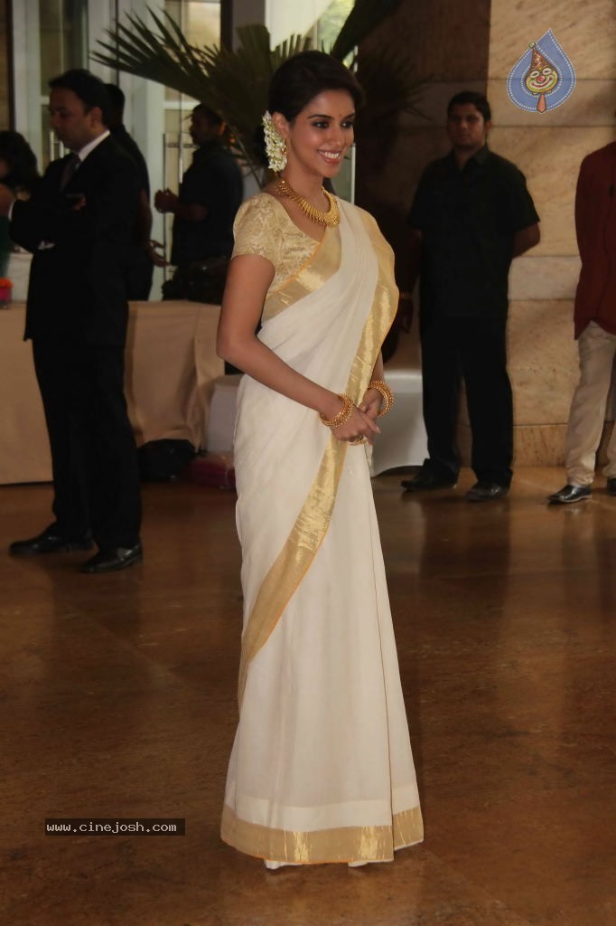 Genelia n Ritesh Wedding Photos - 149 / 176 photos