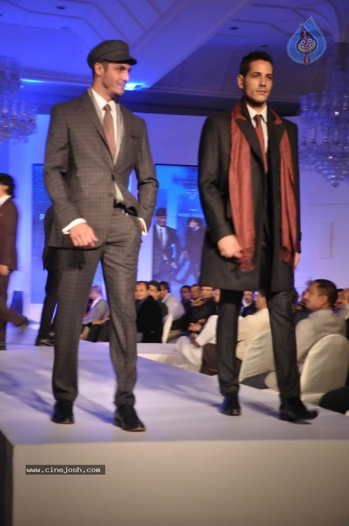 Genelia Walks the Ramp at Park Avenue Collection - 13 / 67 photos