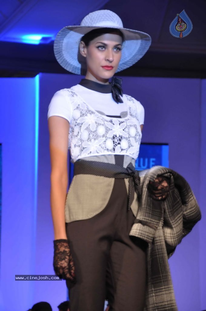 Genelia Walks the Ramp at Park Avenue Collection - 25 / 67 photos