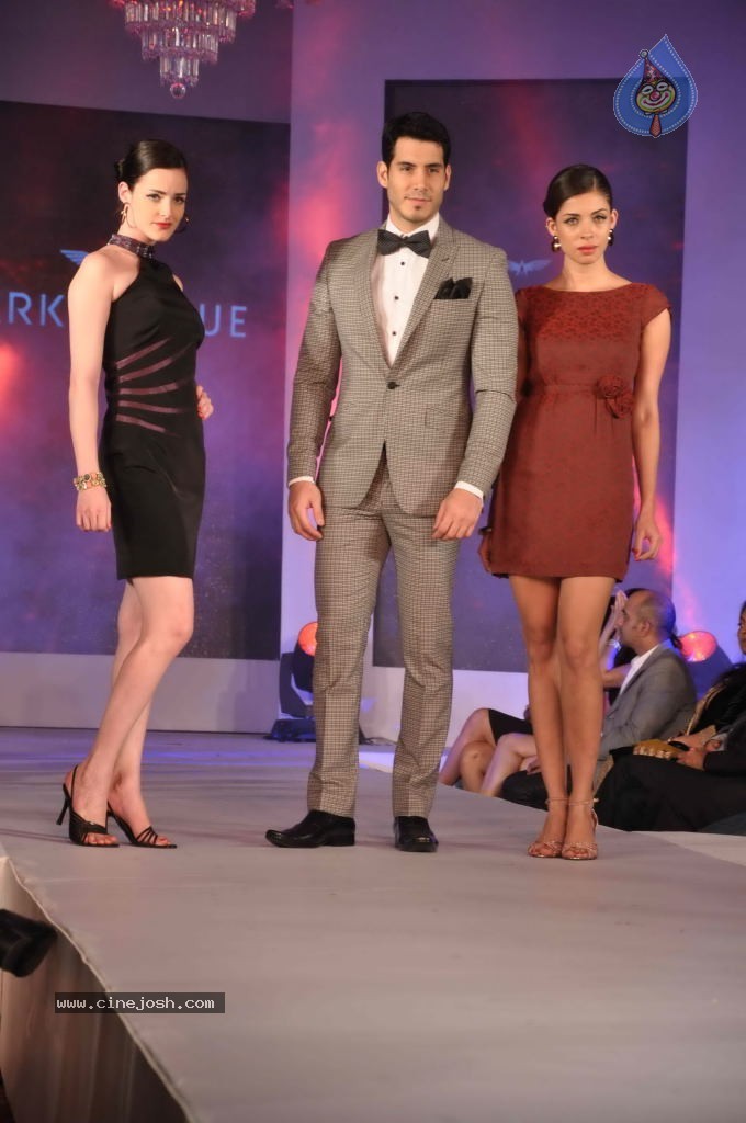 Genelia Walks the Ramp at Park Avenue Collection - 28 / 67 photos
