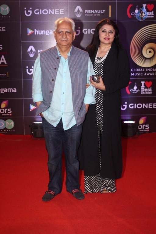 GIMA Awards 2016 Red Carpet Photos - 34 / 73 photos
